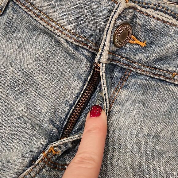 Lightwash American Eagle slim bootcut jeans size 10L - Picture 9 of 13